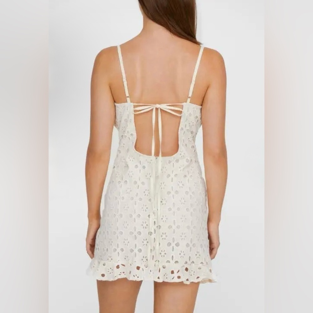 Women’s Nasty Gal Broderie Strappy Frill Hem Eyelet Mini Dress Tie Back Size 12 - Picture 2 of 16